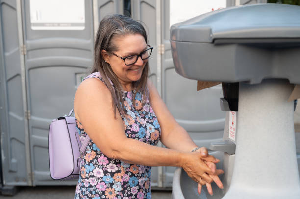 Best Affordable porta potty rental  in Mountain View Acres, CA